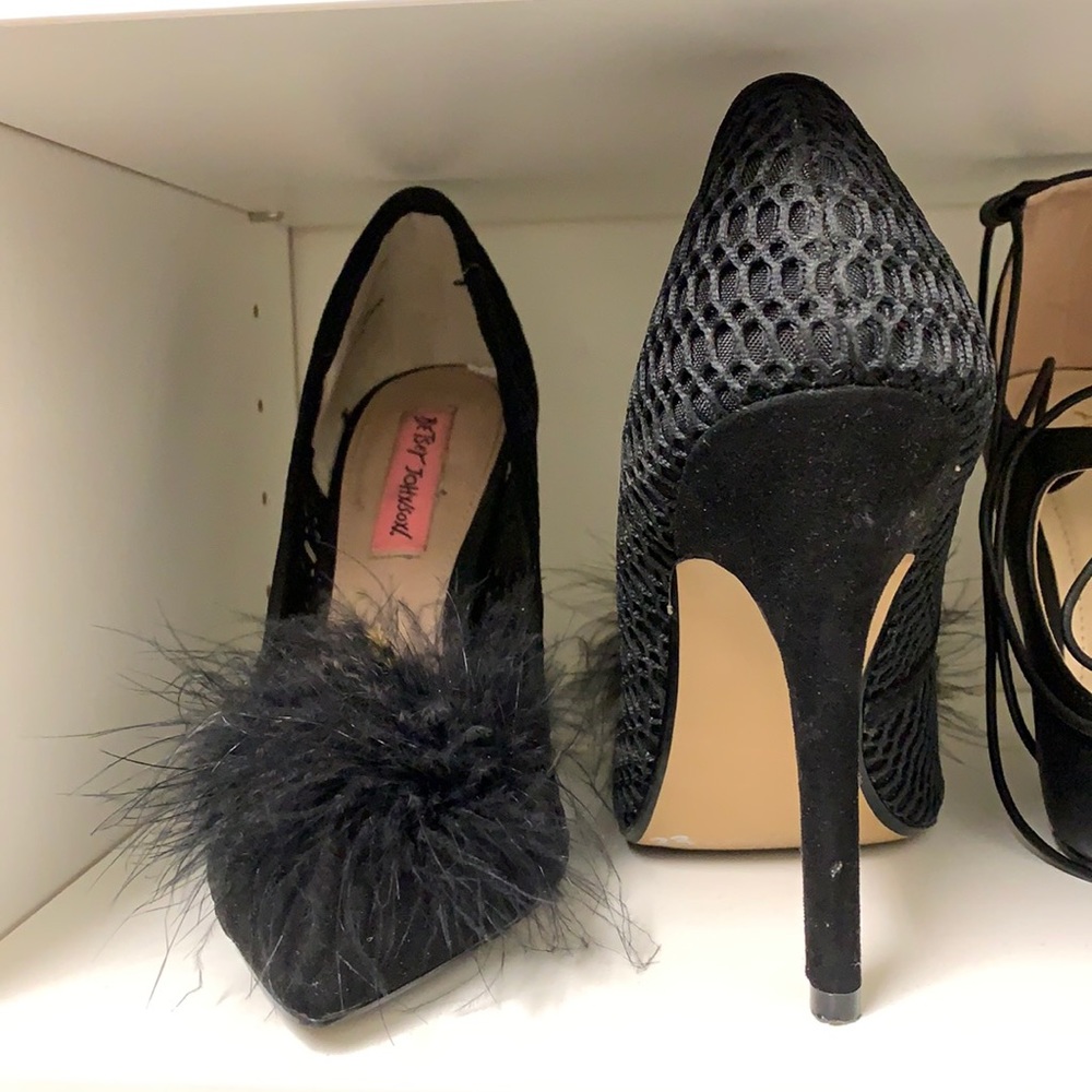 Betsey Johnson Black feather heels